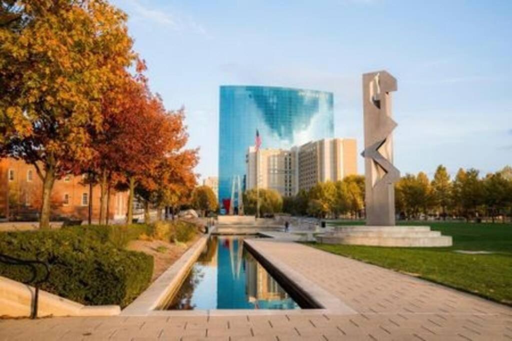 Ferienwohnung Free Parking! Downtown Lucas Oil- Conv Center Skywalk #3 Indianapolis Exterior foto